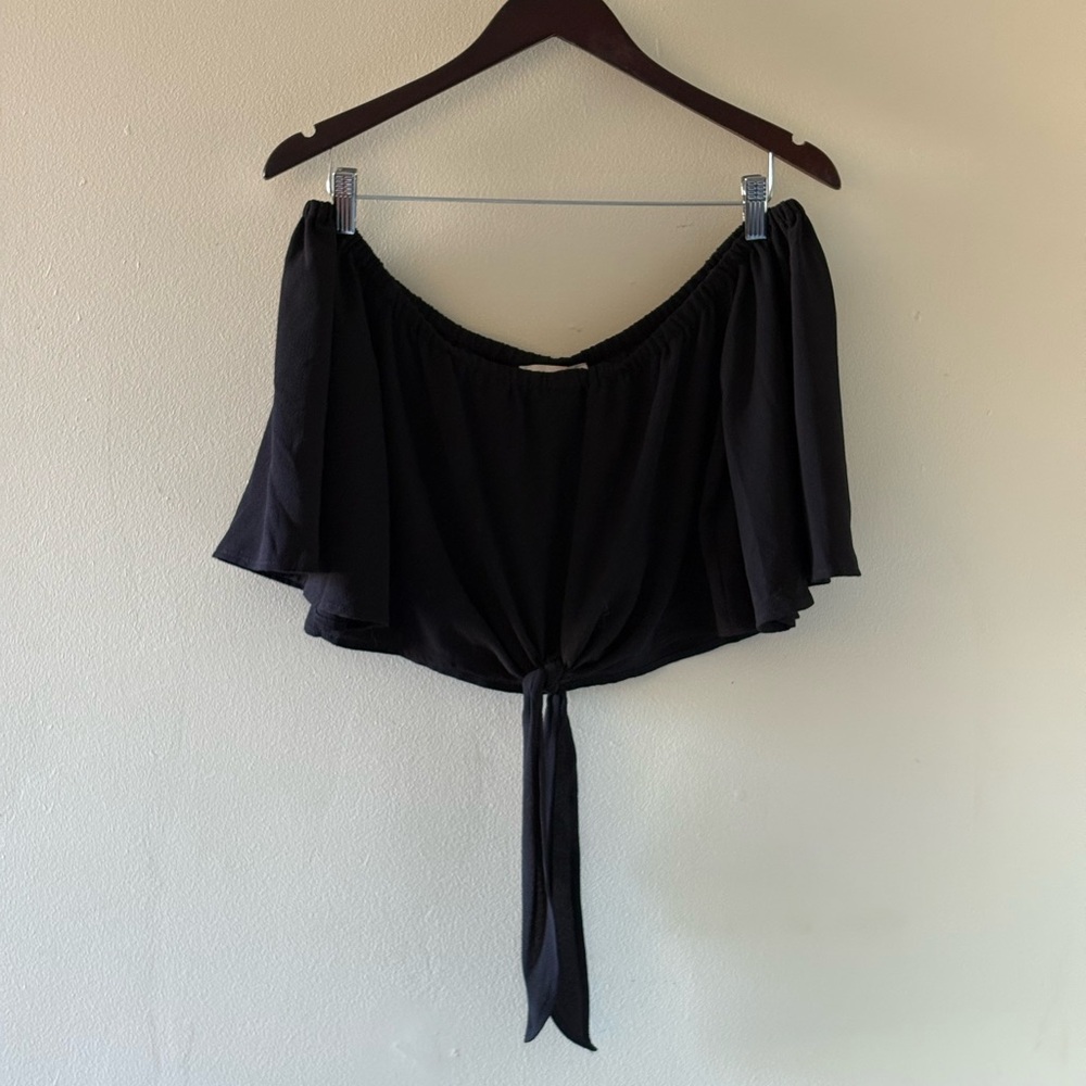 Love Tree Black Off-Shoulder Blouse